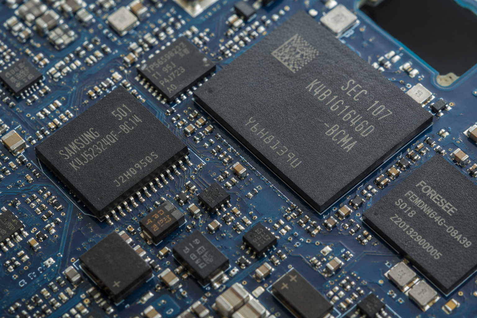UK government backs British AI startup CuspAI in $450M funding round
